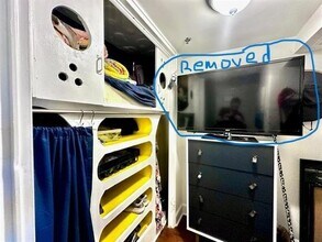 1205 St Charles Ave, Unit 208 in New Orleans, LA - Building Photo - Building Photo