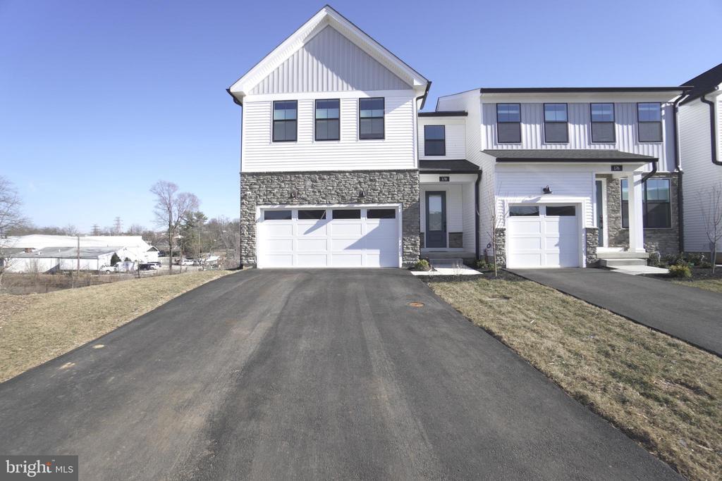 178 Mahogany Ln in King of Prussia, PA - Building Photo
