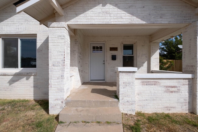 2007 7th Ave in Canyon, TX - Building Photo - Building Photo