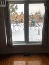 5940 Glen Erin Dr in Mississauga, ON - Building Photo - Building Photo