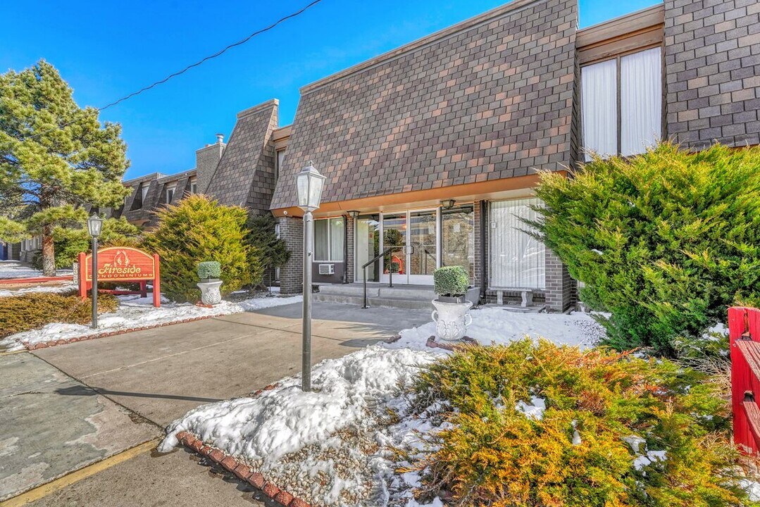 8330 Zuni St in Denver, CO - Building Photo