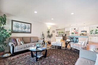 8192 E Oxford Dr in Denver, CO - Building Photo - Building Photo