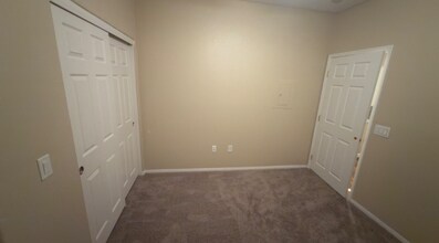 10125 Cedar Key Ave, Unit Unit 103 in Las Vegas, NV - Building Photo - Building Photo