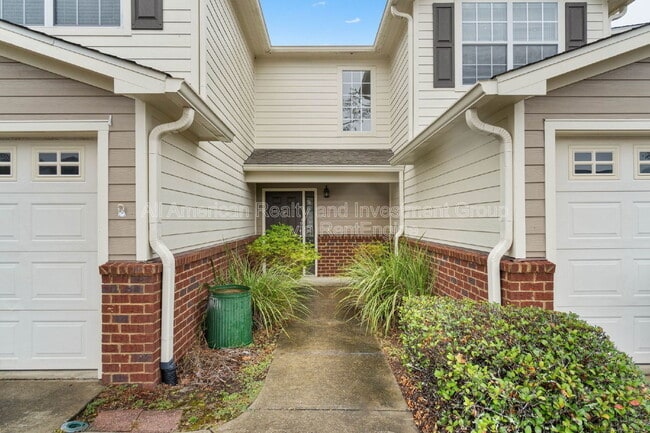 747 Majestic Dr in Crestview, FL - Building Photo - Building Photo