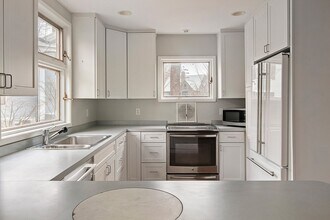 110 Leonard St in Belmont, MA - Building Photo - Building Photo