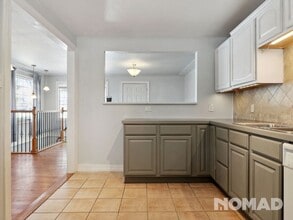 2712 S Hazel Ct, Unit 641 in Denver, CO - Building Photo - Building Photo