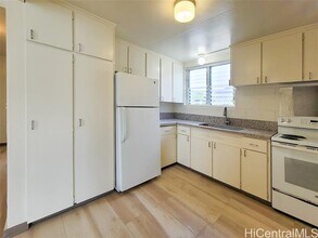 1616 McGrew Ln in Honolulu, HI - Building Photo - Building Photo