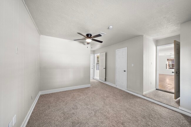 property at 3121 Chimira Ln