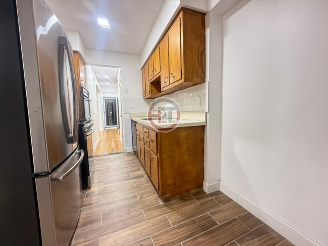 237 Davis Ave in Bronx, NY - Building Photo - Building Photo