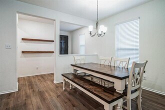 227 Outlaw Dr in Jarrell, TX - Building Photo - Building Photo