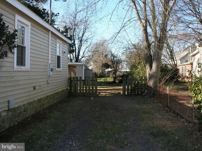 809 Bancroft Ave in Colonial Beach, VA - Building Photo - Building Photo