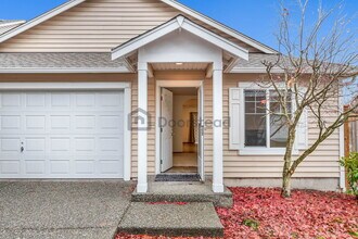 15715 26th Pl W in Lynnwood, WA - Building Photo - Building Photo