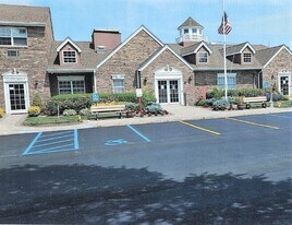 Fairway Manor Senior Rental Apartments 55+ in Patchogue, NY - Building Photo