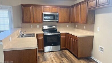 107 Breanna Way in Waxahachie, TX - Building Photo - Building Photo