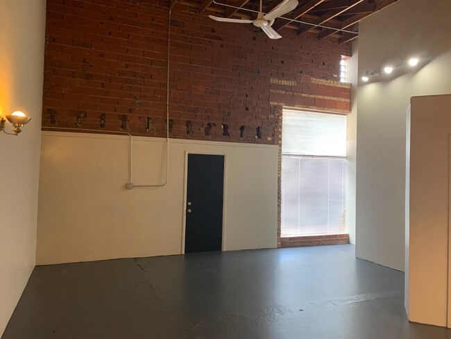 1401 Avenue J in Lubbock, TX - Building Photo - Building Photo