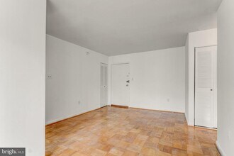 922 24th St NW in Washington, DC - Building Photo - Building Photo