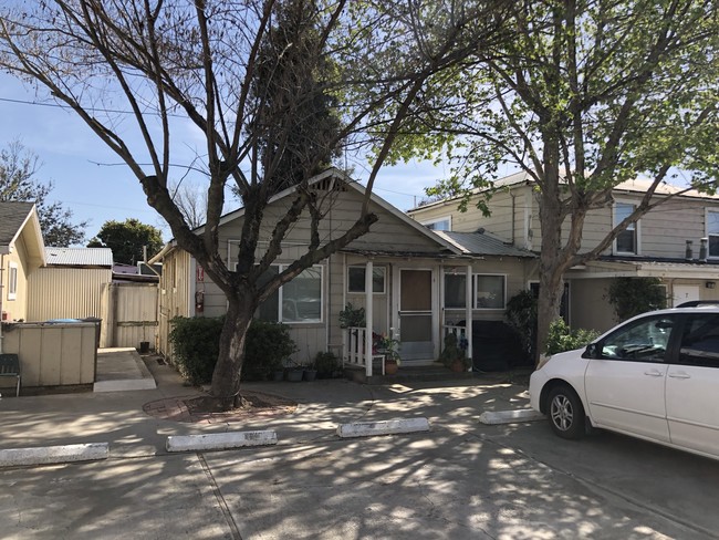 869 San Benito St in Hollister, CA - Building Photo - Other