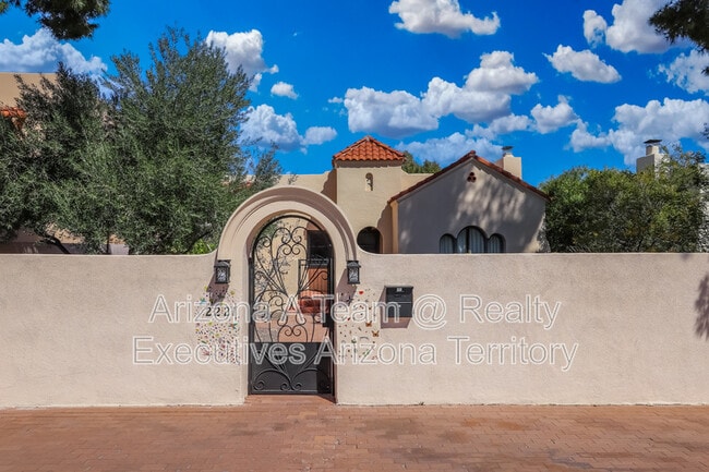 2221 1st St in Tucson, AZ - Building Photo - Building Photo