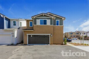 31686 Luther Dr in Menifee, CA - Building Photo