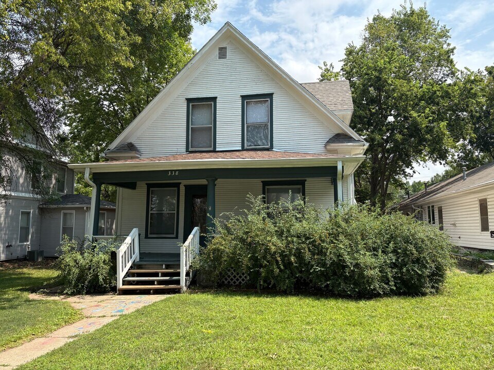 338 N 34th St in Lincoln, NE - Building Photo
