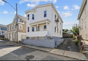 17 What Cheer Ave in Providence, RI - Building Photo