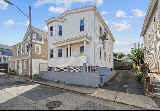 property at 17 What Cheer Ave