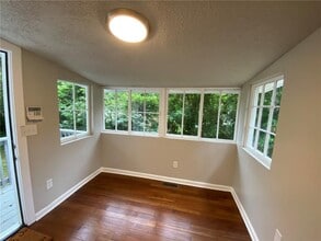 1160 Ewing Pl SW in Atlanta, GA - Building Photo - Building Photo