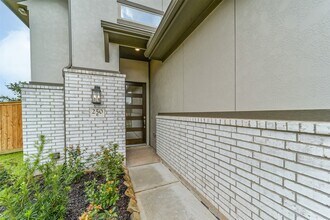 250 Trapper Creek Dr in Conroe, TX - Building Photo - Building Photo