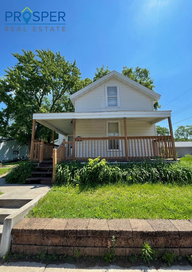 315 9th Ave in Eau Claire, WI - Building Photo - Building Photo