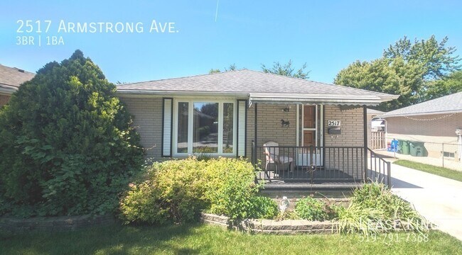 2517 Armstrong Ave in Windsor, ON - Building Photo - Building Photo
