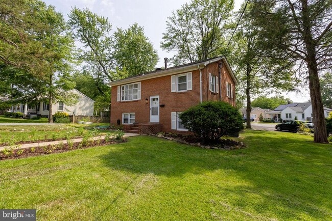 9113 Taylor St in Manassas, VA - Building Photo - Building Photo