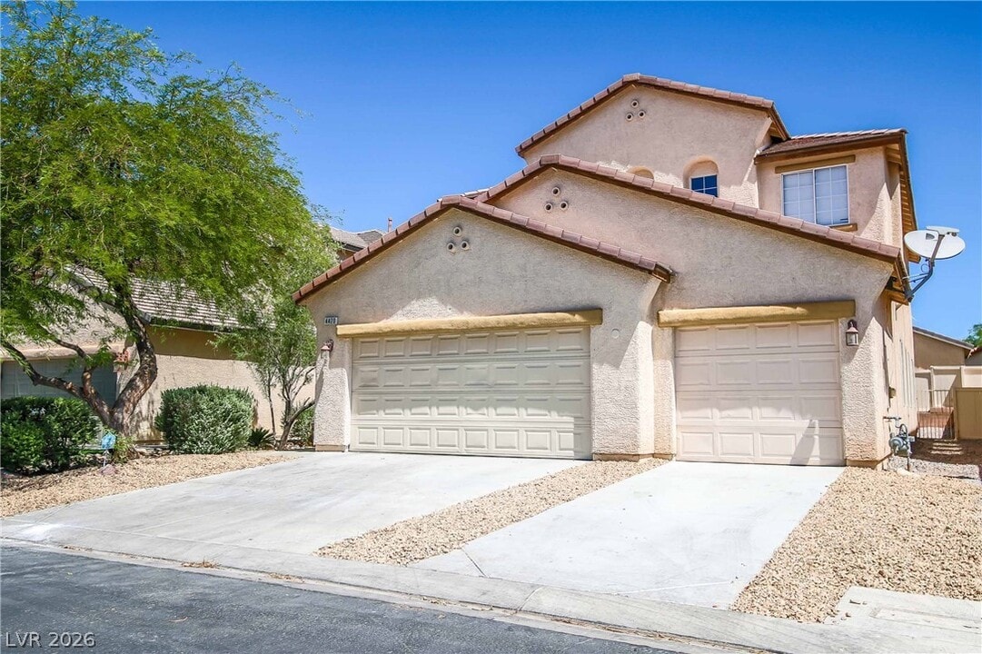 4420 Pacific Crest Ave in Las Vegas, NV - Building Photo