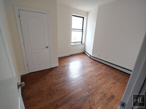 213 W 135th St in New York, NY - Building Photo - Building Photo