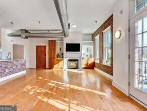 1158 S Ponce De Leon Ave NE in Atlanta, GA - Building Photo - Building Photo