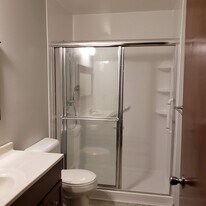 5411 72nd circle n in Brooklyn Center, MN - Building Photo