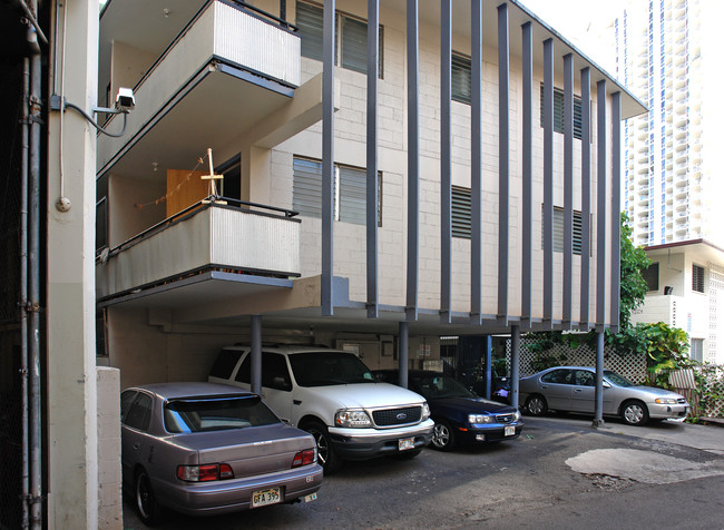 1923 Dudoit Ln in Honolulu, HI - Building Photo - Building Photo