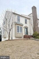 44032 Aberdeen Terrace in Ashburn, VA - Building Photo
