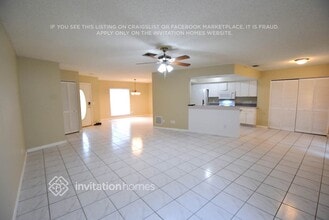 1624 Carter Oaks Dr in Valrico, FL - Building Photo - Building Photo