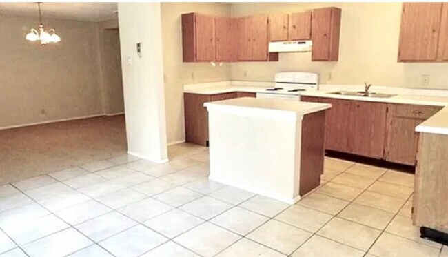 7422 Radford Trail in San Antonio, TX - Building Photo - Building Photo