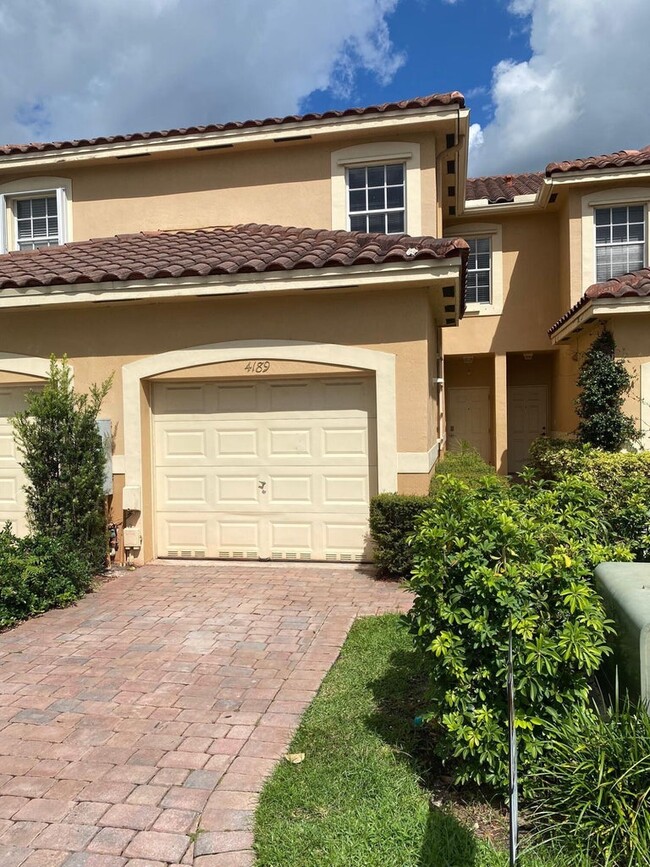 property at 4189 Crystal Lake Dr