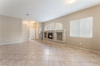 912 Siena Hills Ln in Las Vegas, NV - Building Photo - Building Photo
