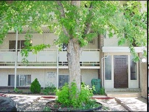 Iliff Gardens in Denver, CO - Building Photo - Building Photo