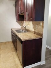 872 Winesap Ct, Unit 103 in Prospect Heights, IL - Building Photo - Building Photo