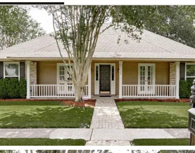 property at 4505 Lake Sherwood Ave E