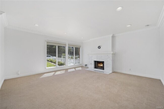 property at 509 Fernleaf Ave