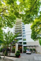 255 SW Harrison St in Portland, OR - Building Photo