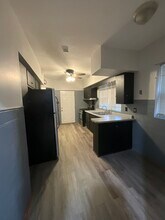 7817 S Phillips Ave in Chicago, IL - Building Photo - Building Photo