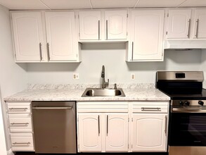 751 Main St, Unit 75 in South Portland, ME - Building Photo - Building Photo