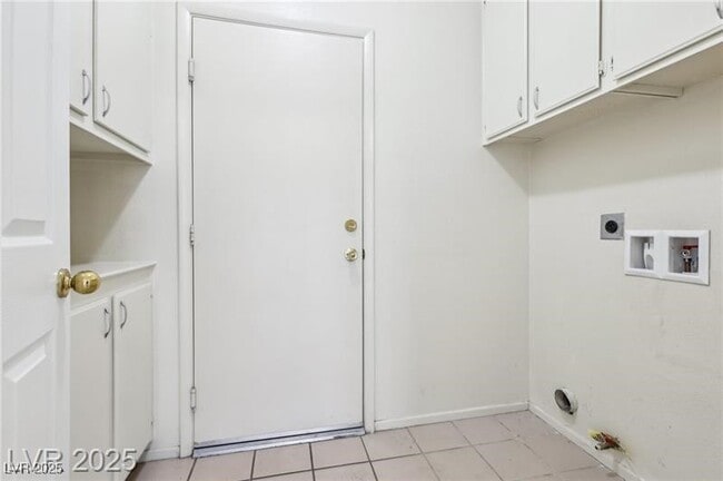 property at 1911 Hobson Dr