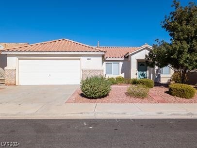 1424 Bugle Boy Dr in Henderson, NV - Building Photo